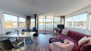 1000 Floating Village 2.0 3D Einrichtung Berry 01 Wohnzimmer x