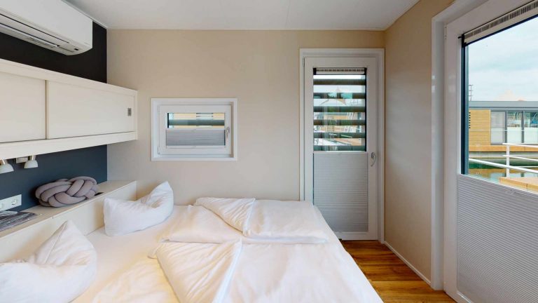 1000 Floating Village 2.0 3D Einrichtung Bronce 02 Schlafzimmer