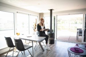 1215 Floating Village 2.0 Wasservilla Einrichtung Berry 06