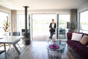 1234 Floating Village 2.0 Wasservilla Einrichtung Berry 03A