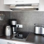 9016 Floating Village 2.0 Innen Küchengeräte